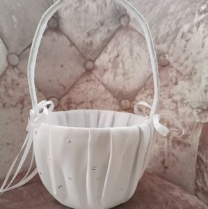Flower girl basket